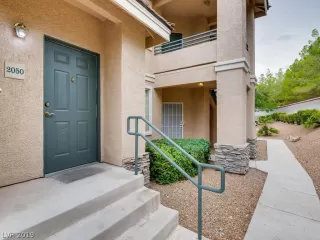 Photo #2: 2126699 Listing 