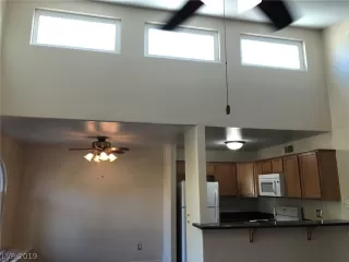 Photo #5: 2126735 Listing