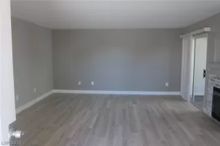 Photo #1: 2126750 Listing