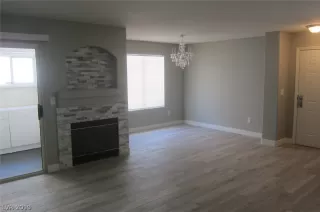 Photo #3: 2126750 Listing