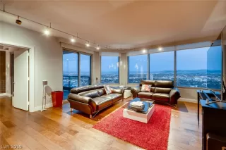 Photo #3: 2126771 Listing 