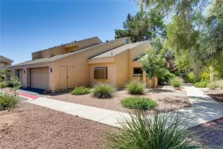 Photo #1: 2126849 Listing