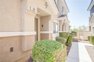 Photo #4: 2126858 Listing 