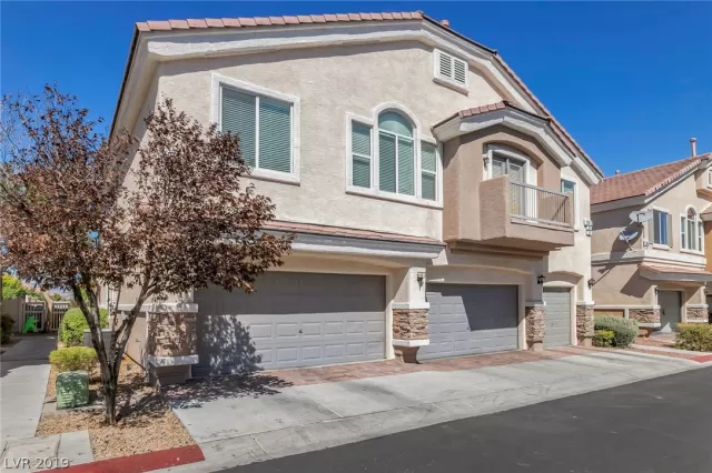 MLS: 2126867 Condo For Sale