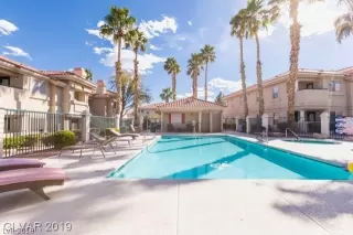 Photo #2: 2126921 Listing