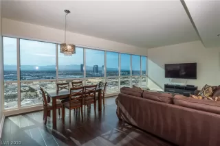 Photo #1: 2126969 Listing