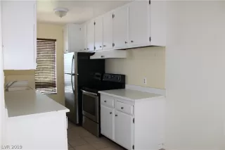 Photo #5: 2127006 Listing