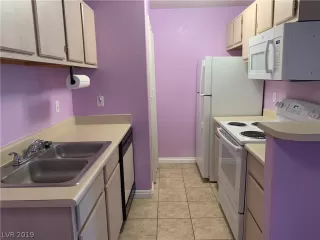 Photo #6: 2127053 Listing