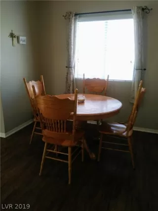 Photo #6: 2127068 Listing