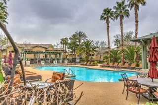 Photo #1: 2127075 Listing