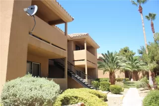 Photo #1: 2127087 Listing 
