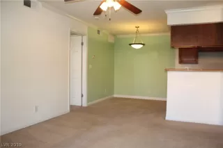 Photo #5: 2127087 Listing 