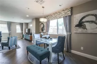 Photo #6: 2127089 Listing 