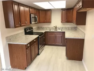 Photo #1: 2127112 Listing