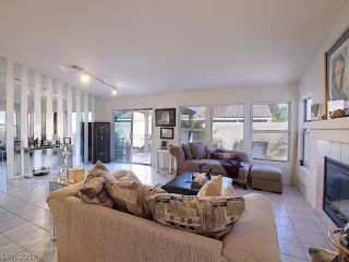 Photo #2: 2127168 Listing