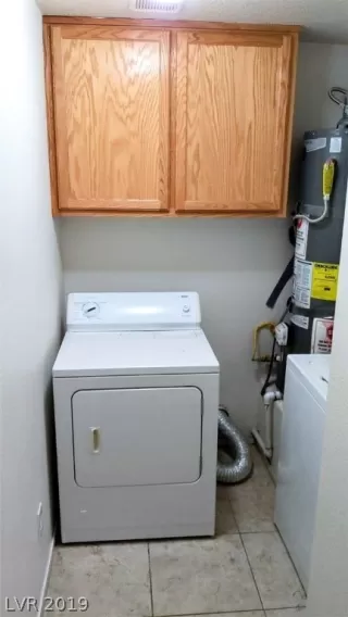 Photo #5: 2127197 Listing 