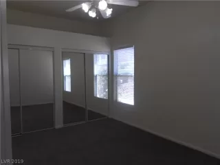 Photo #6: 2127210 Listing 