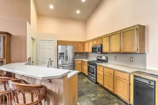 Photo #4: 2127252 Listing 