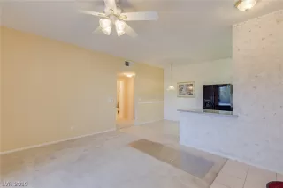 Photo #1: 2127283 Listing