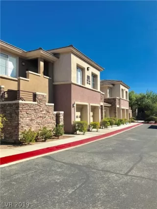 Photo #1: 2127362 Listing 