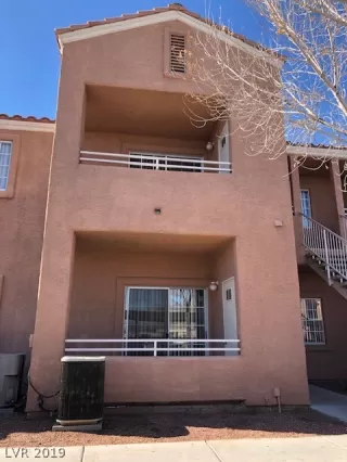 Photo #1: 2127383 Listing 