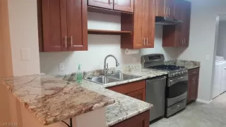 Photo #2: 2127476 Listing