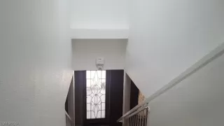 Photo #6: 2127476 Listing