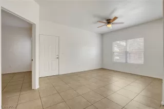 Photo #4: 2127619 Listing 