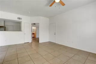 Photo #5: 2127619 Listing 