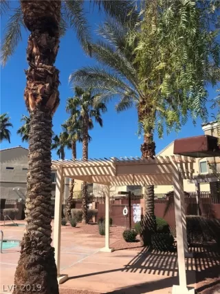 Photo #1: 2127643 Listing 