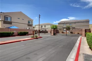 Photo #2: 2127643 Listing 