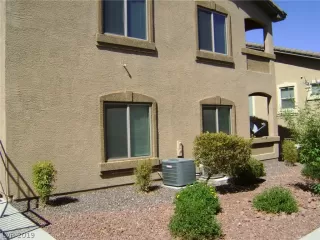 Photo #2: 2127644 Listing