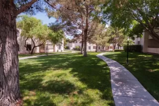 Photo #2: 2127648 Listing 