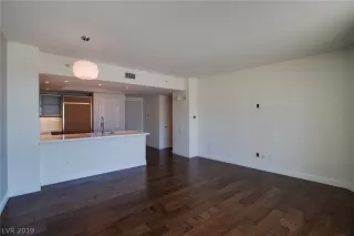 Photo #6: 2127650 Listing