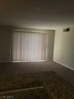 Photo #4: 2127668 Listing 