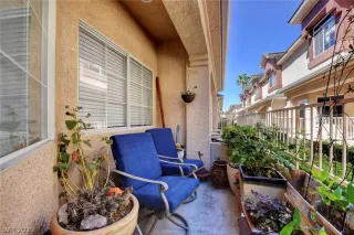 Photo #3: 2127762 Listing 