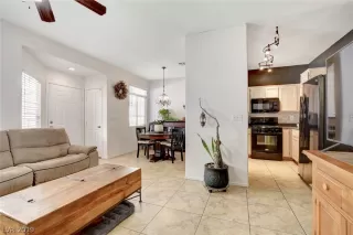 Photo #6: 2127762 Listing 