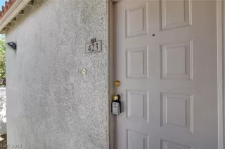 Photo #2: 2127780 Listing