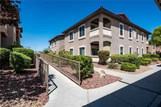 Photo #1: 2127822 Listing