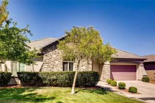 Photo #1: 2127855 Listing