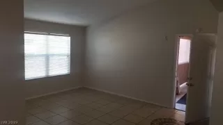 Photo #3: 2127856 Listing 