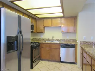 Photo #3: 2127864 Listing 