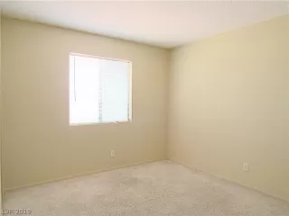 Photo #6: 2127864 Listing 