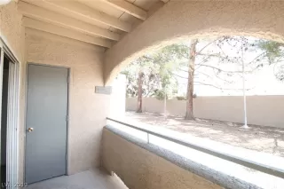 Photo #3: 2127880 Listing