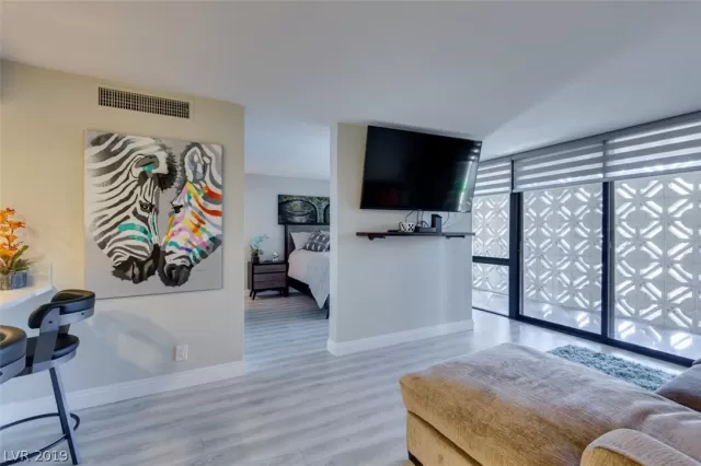 MLS: 2127900 Condo For Sale