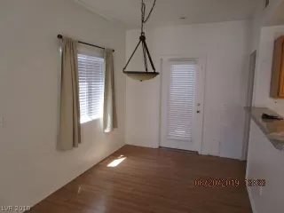 Photo #2: 2127941 Listing 