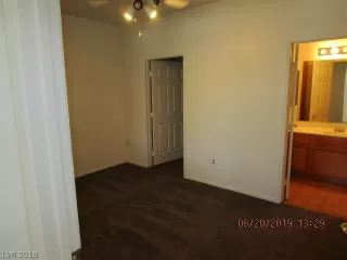 Photo #4: 2127941 Listing 