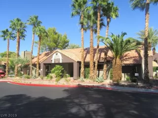 Photo #3: 2128145 Listing 