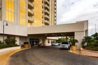 Photo #2: 2128177 Listing