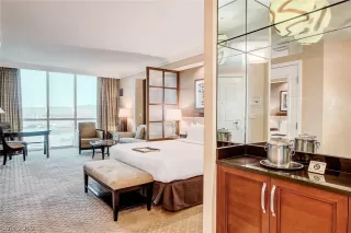 Photo #4: 2128177 Listing